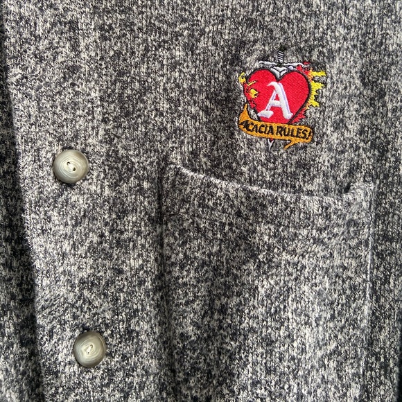 Grey button down - Picture 3 of 4